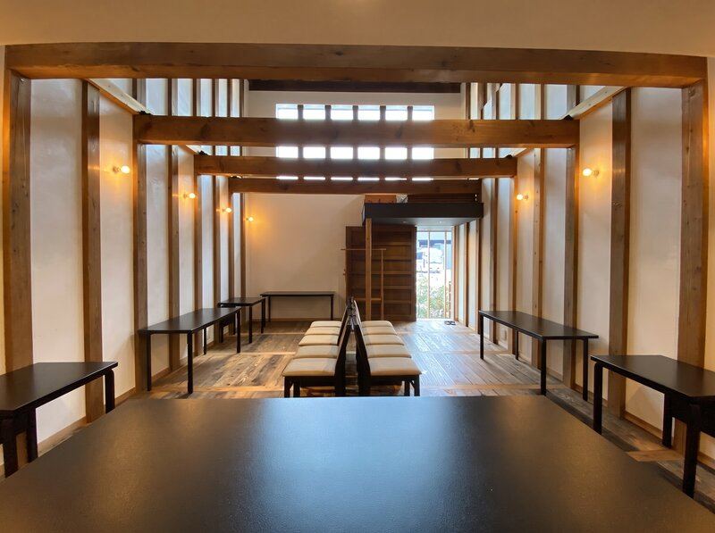 割烹滝川 蔵 天井の梁